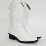 COWBOY BOOTS ★ WHITE